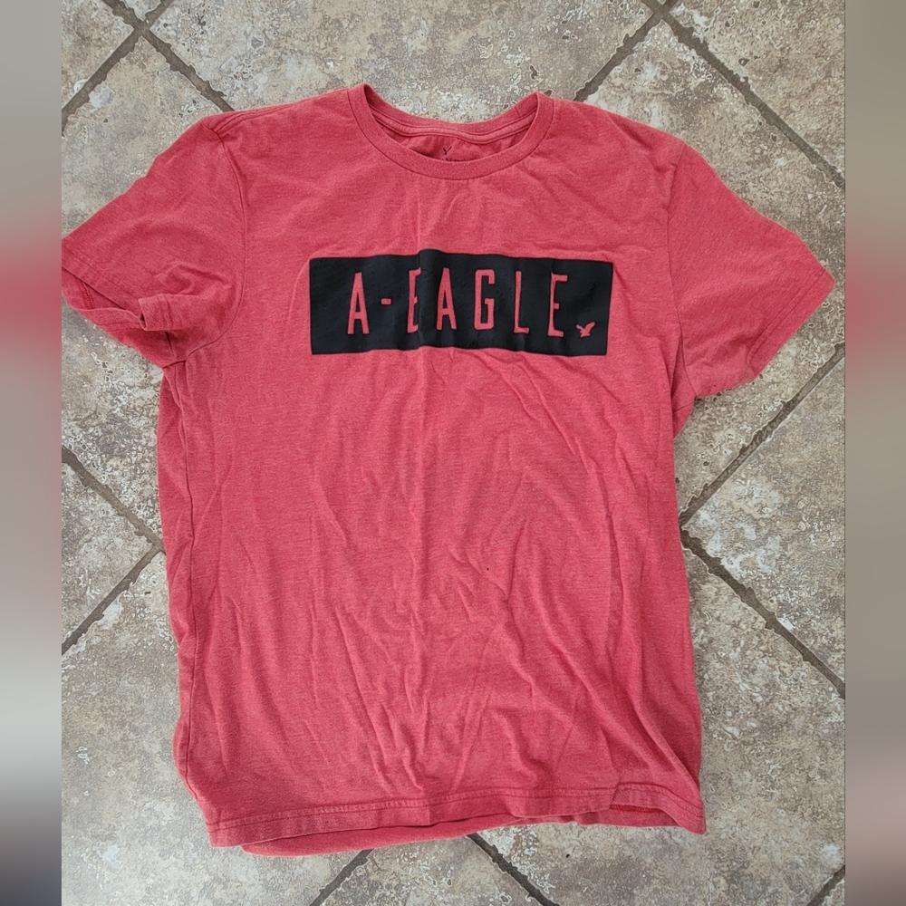 American Eagle Men's Tshirt